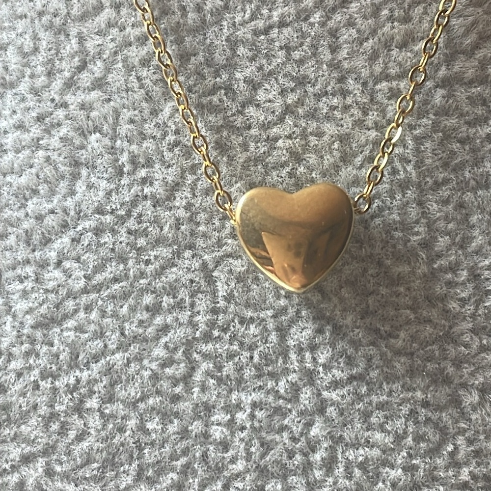 Heart necklace. Slider on 8” chain, 3“ extender w/lobster clasp, stainless gold